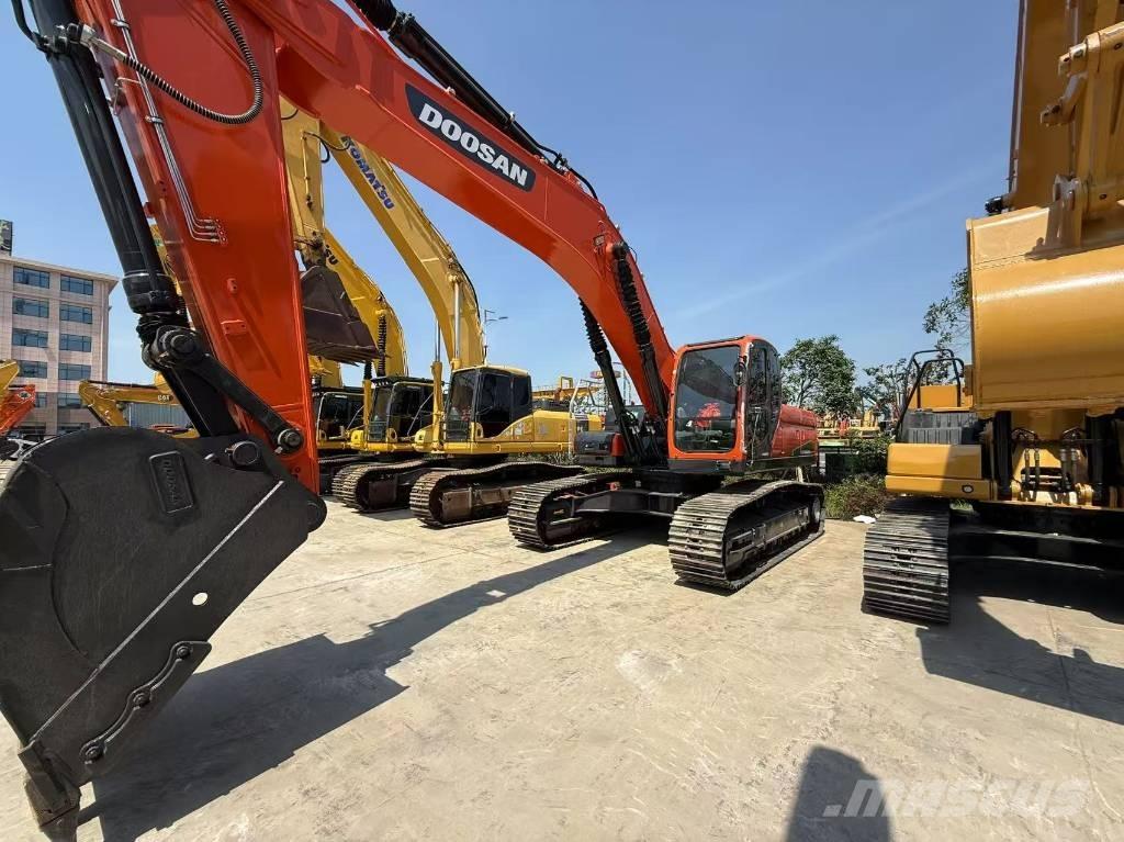 Doosan DX 340 大型油圧ショベル12t以上（パワーショベル・ユンボ）