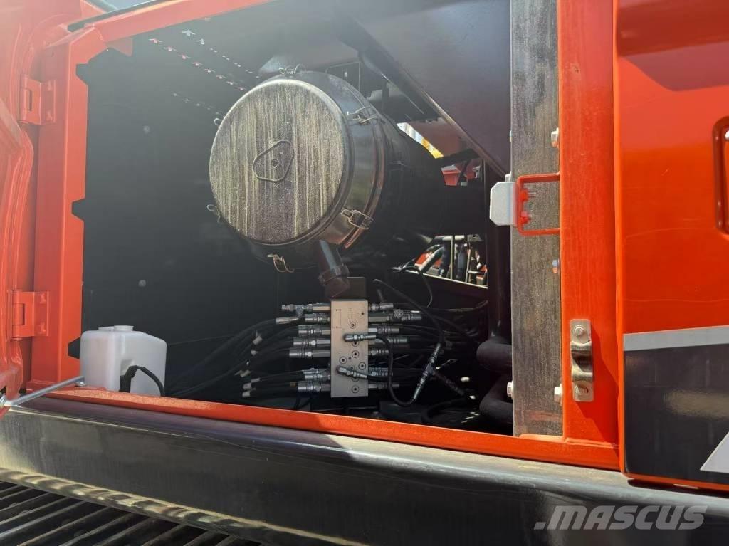 Doosan DX 340 大型油圧ショベル12t以上（パワーショベル・ユンボ）