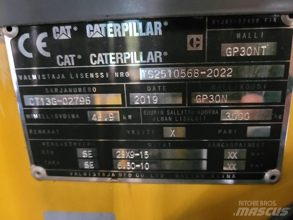CAT GP 30 N LPGフォークリフト