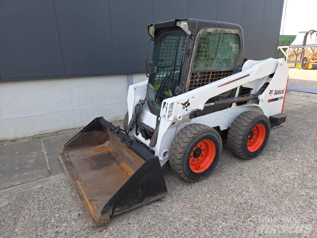 Bobcat S510 スキッドステアローダー