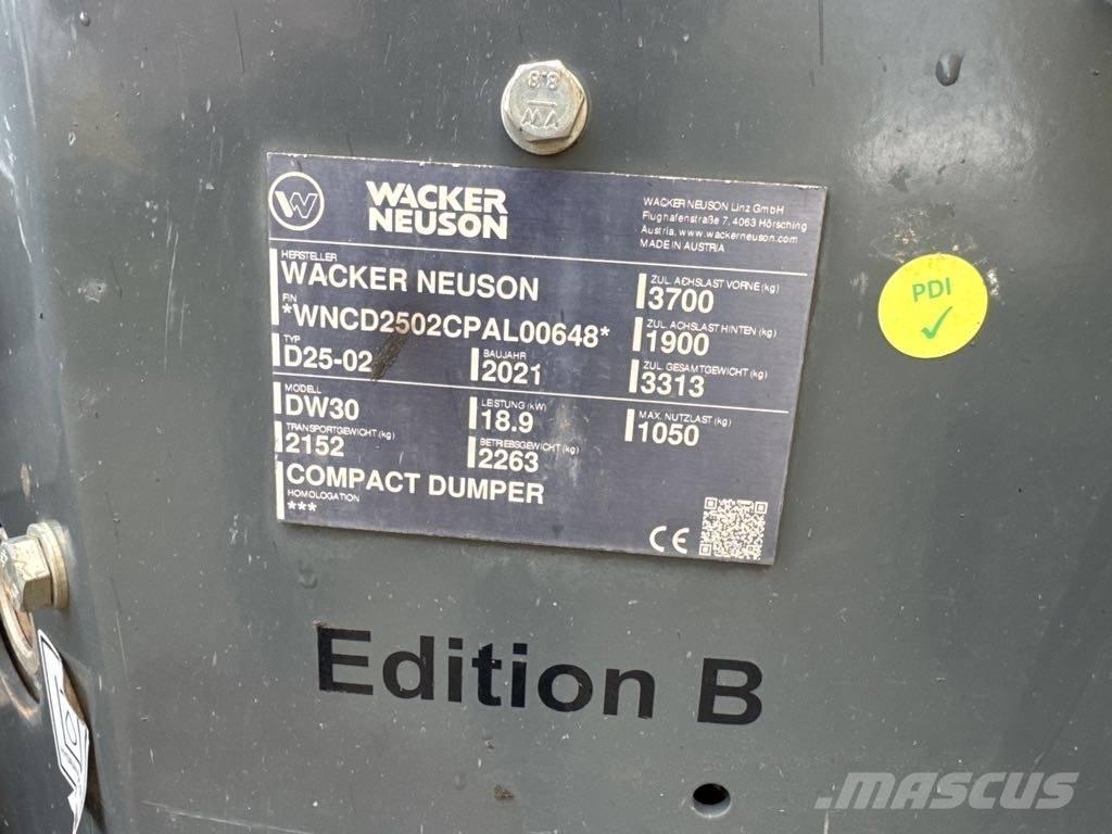 Wacker Neuson DW30 サイト　ダンプ