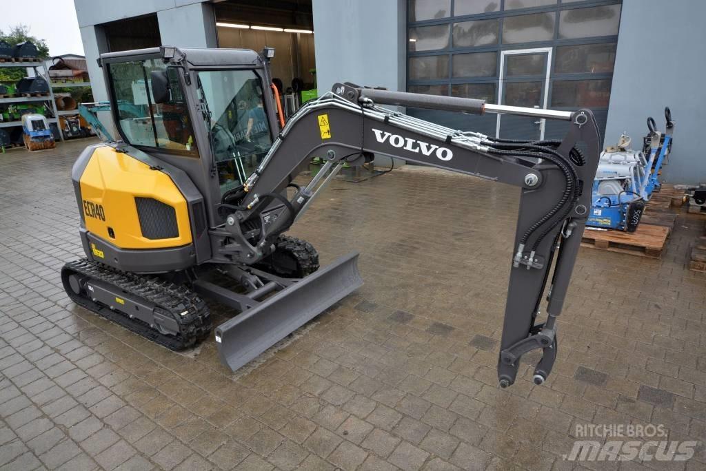 Volvo ECR 40 F ミニ油圧ショベル 7t以下（ミニユンボ・ミニディガー）