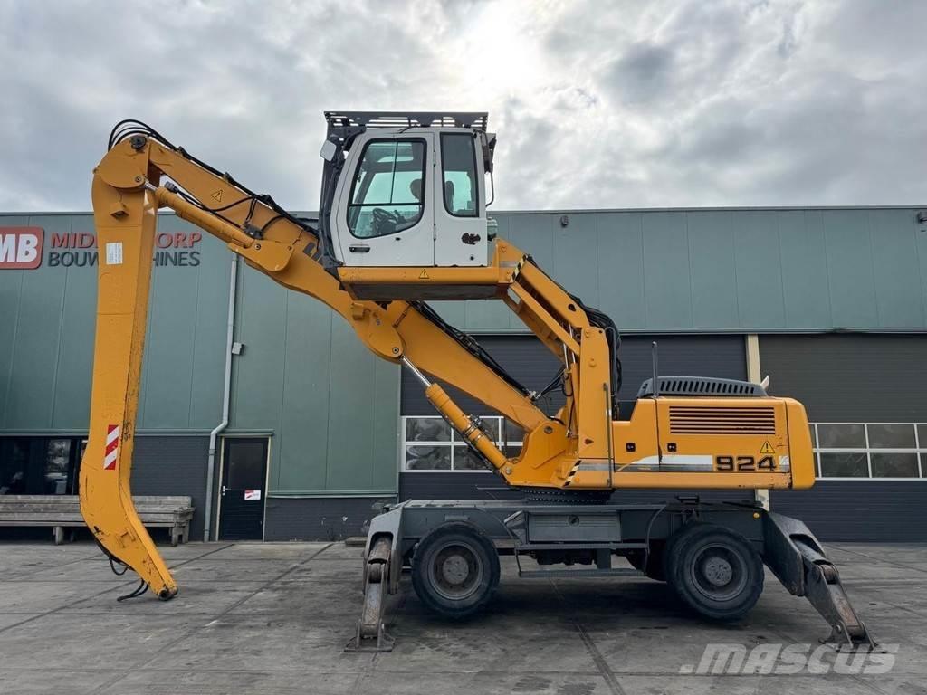Liebherr A 924 C 廃棄物／工業産廃処理機