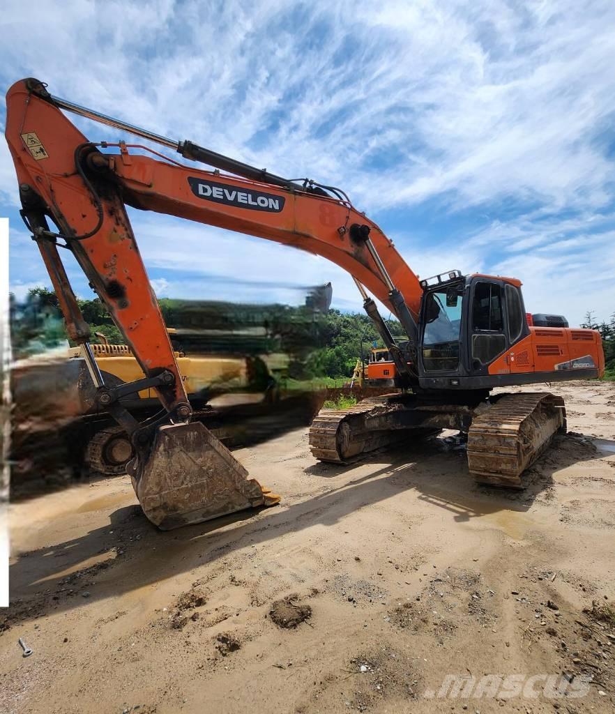 Doosan DX 380 LC-3 大型油圧ショベル12t以上（パワーショベル・ユンボ）