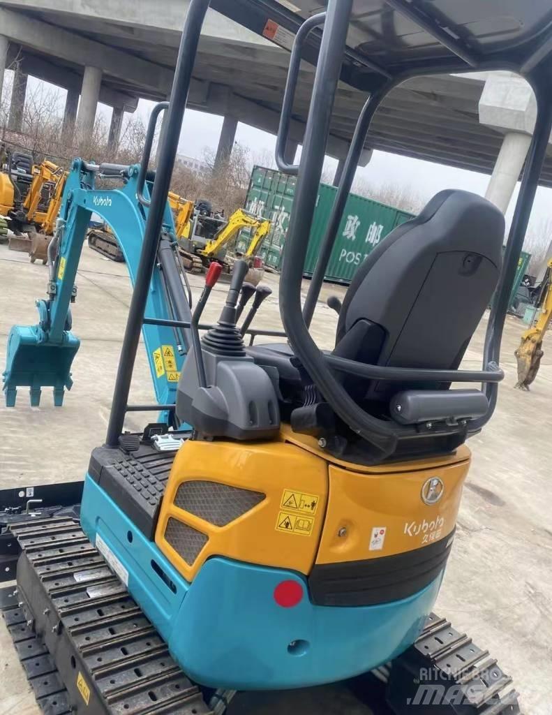 Kubota U 15 ミニ油圧ショベル 7t以下（ミニユンボ・ミニディガー）