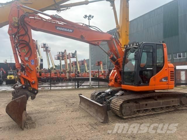 Doosan DX 140 LCR-3 大型油圧ショベル12t以上（パワーショベル・ユンボ）