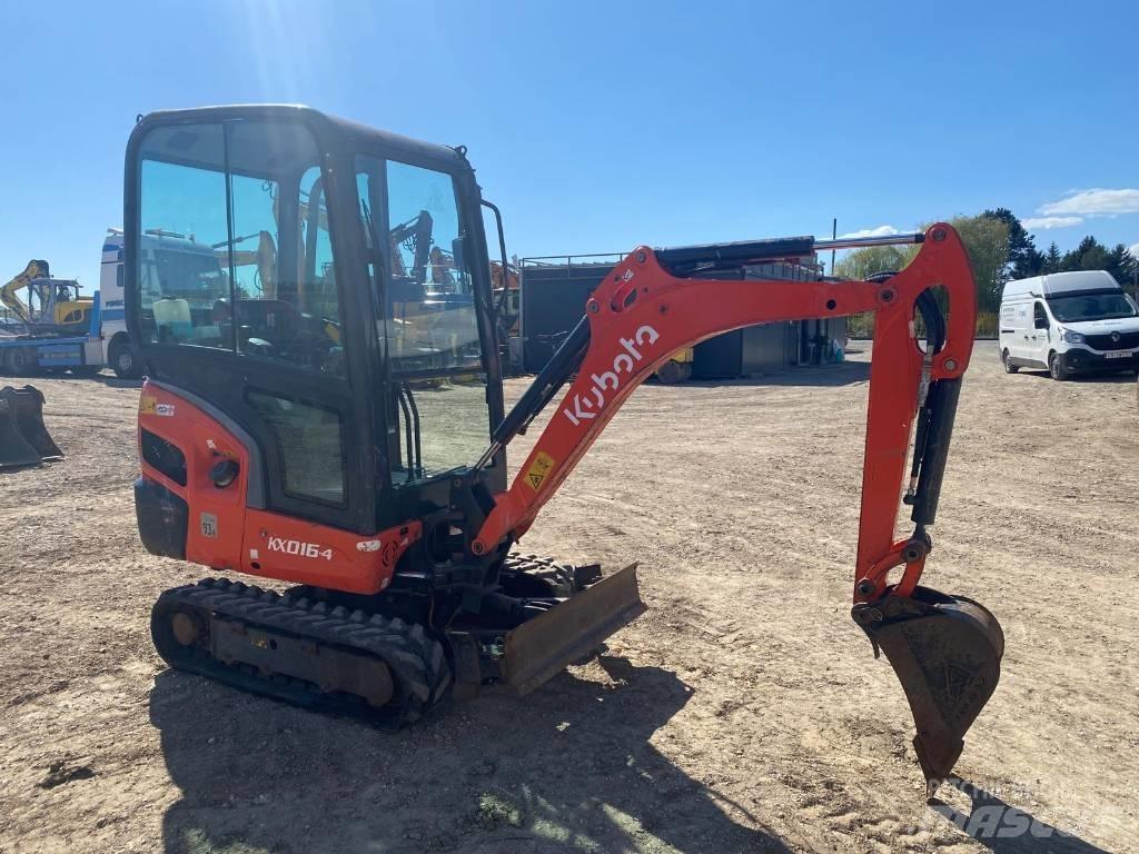 Kubota KX 016-4 ミニ油圧ショベル 7t以下（ミニユンボ・ミニディガー）