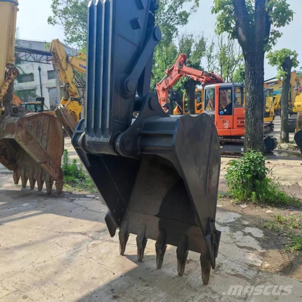 Volvo EC 210 D 大型油圧ショベル12t以上（パワーショベル・ユンボ）