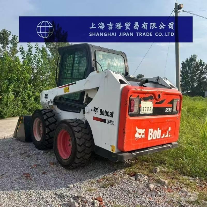 Bobcat S 550 スキッドステアローダー