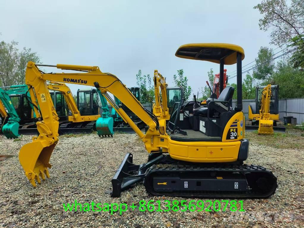 Komatsu PC 30 ミニ油圧ショベル 7t以下（ミニユンボ・ミニディガー）