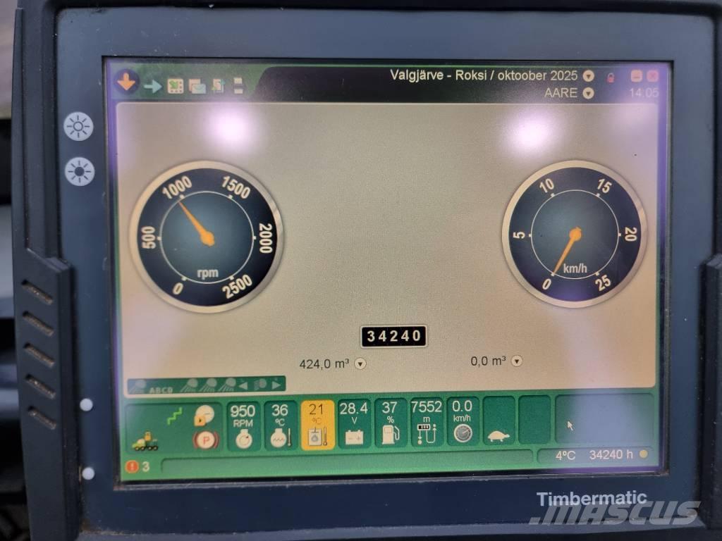 John Deere 1110 E フォワーダー