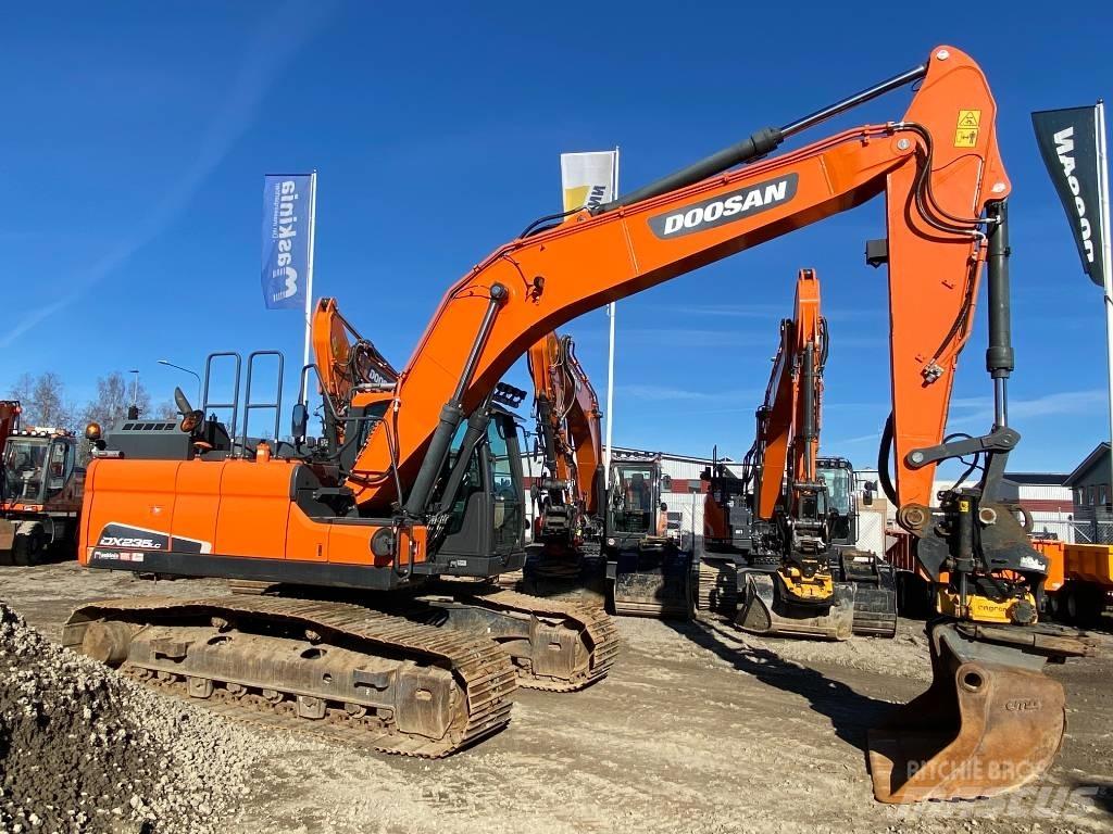 Doosan DX 235 LC-5 大型油圧ショベル12t以上（パワーショベル・ユンボ）