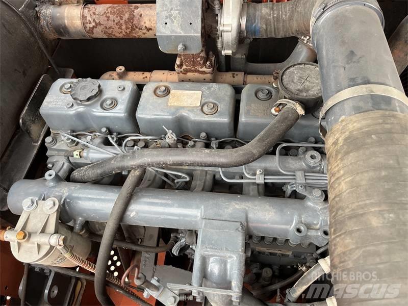 Doosan 300 大型油圧ショベル12t以上（パワーショベル・ユンボ）