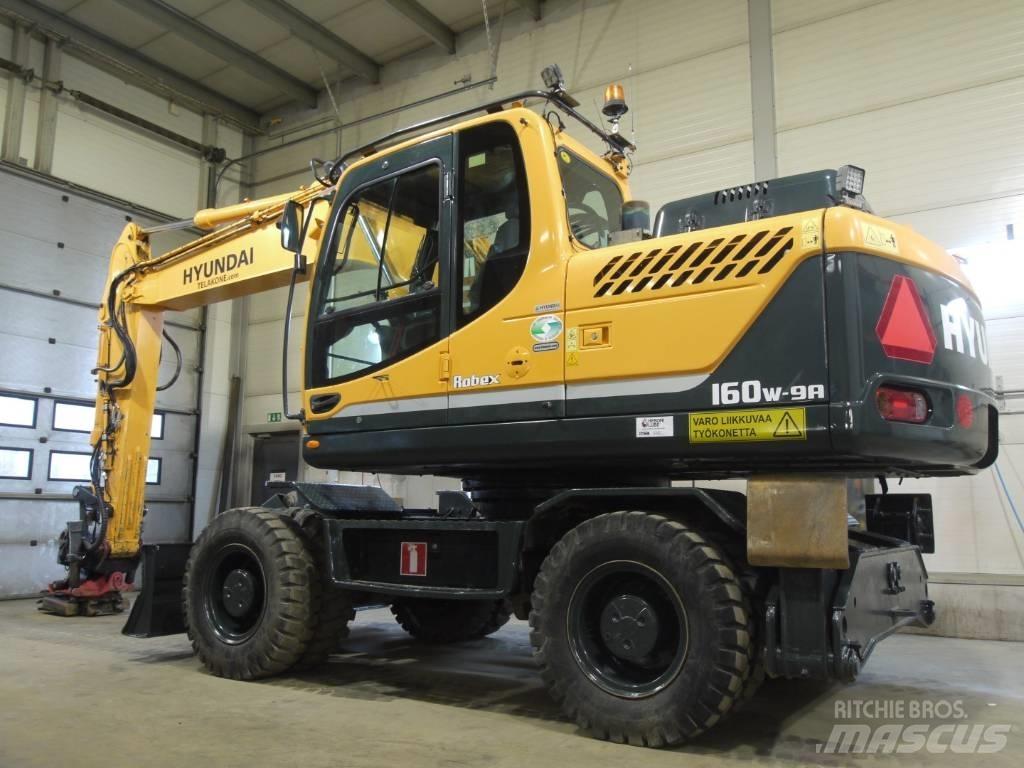Hyundai R 160 W-9A ホイール式油圧ショベル（パワーショベル・ユンボ・バックホー）