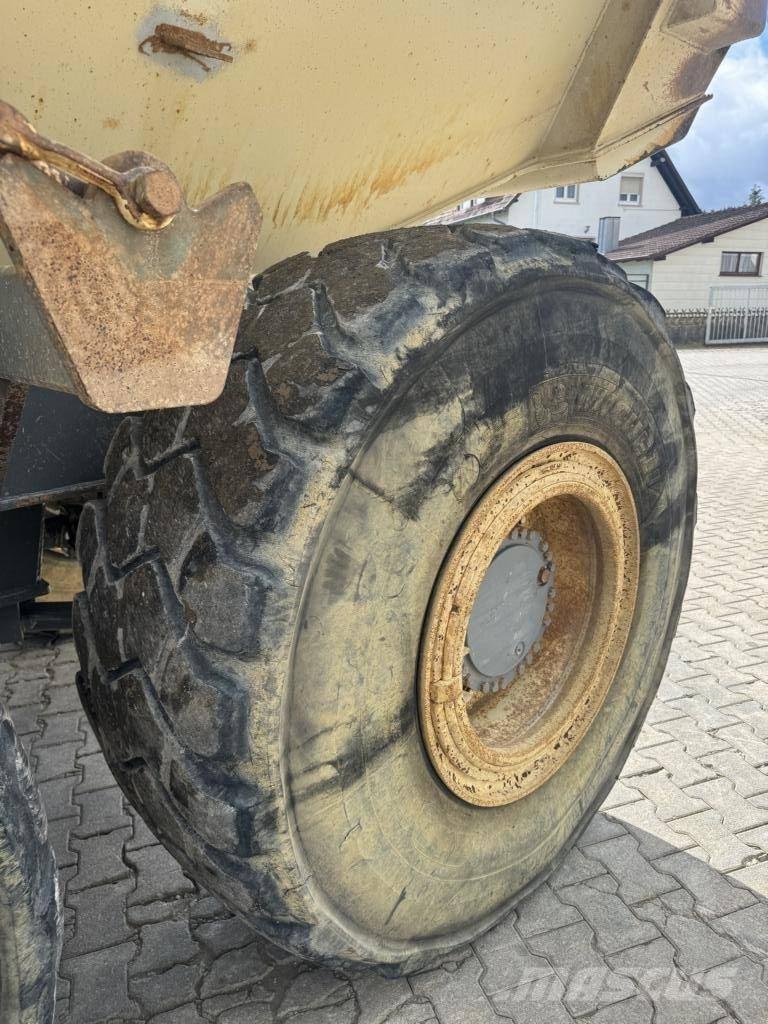 Terex TA 30 アーティキュレート式ダンプトラック