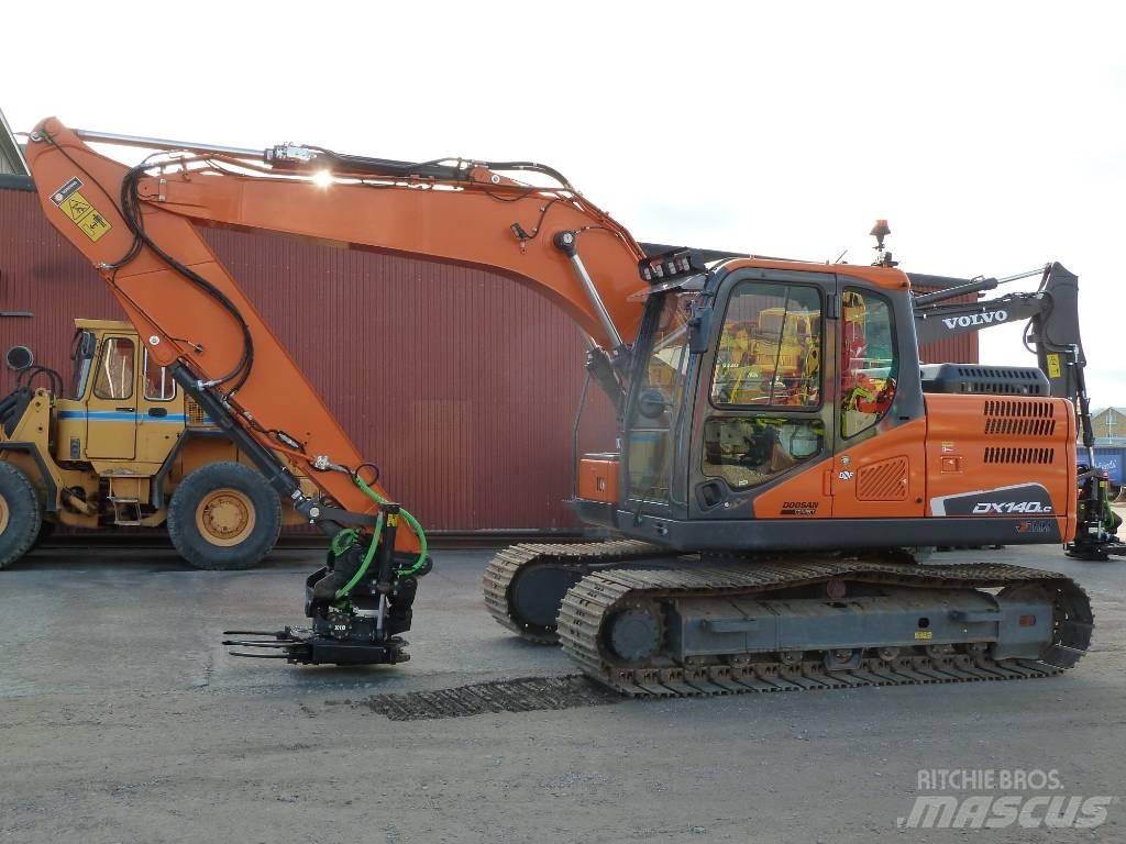 Doosan DX140LC-5 大型油圧ショベル12t以上（パワーショベル・ユンボ）