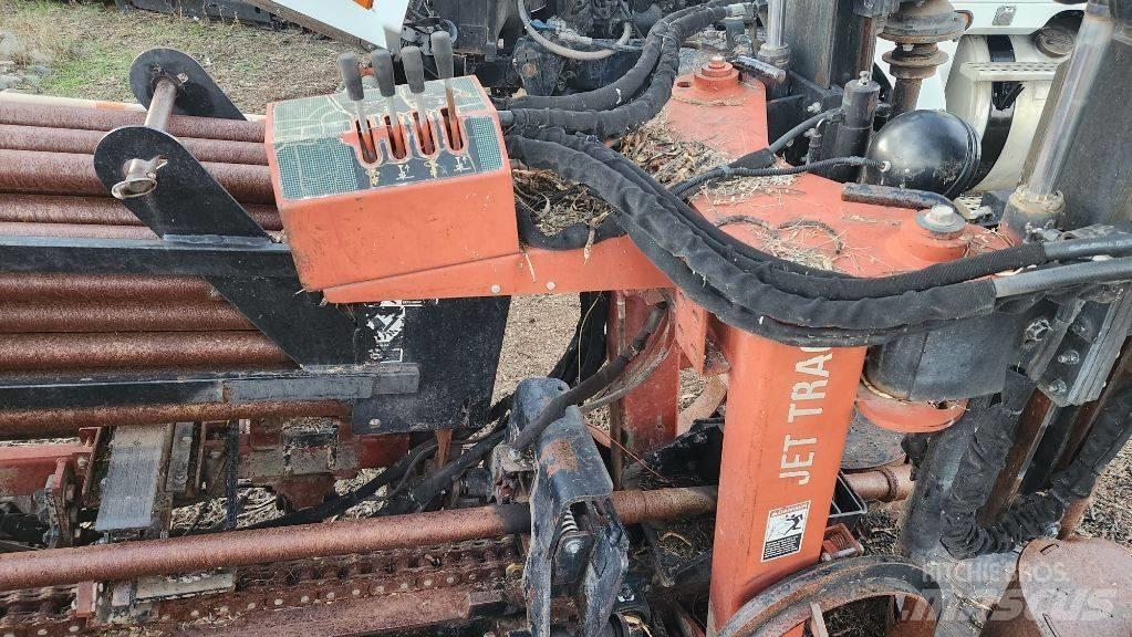 Ditch Witch JT 4020 水平掘削リグ