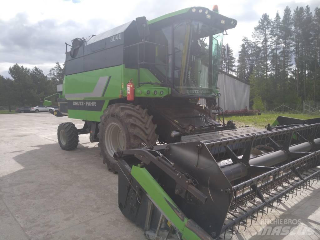 Deutz-Fahr 6040 HTS コンバイン