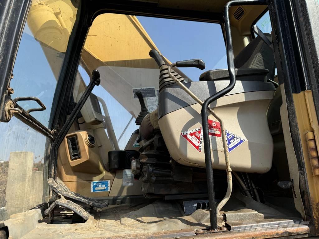 CAT 330 C 大型油圧ショベル12t以上（パワーショベル・ユンボ）