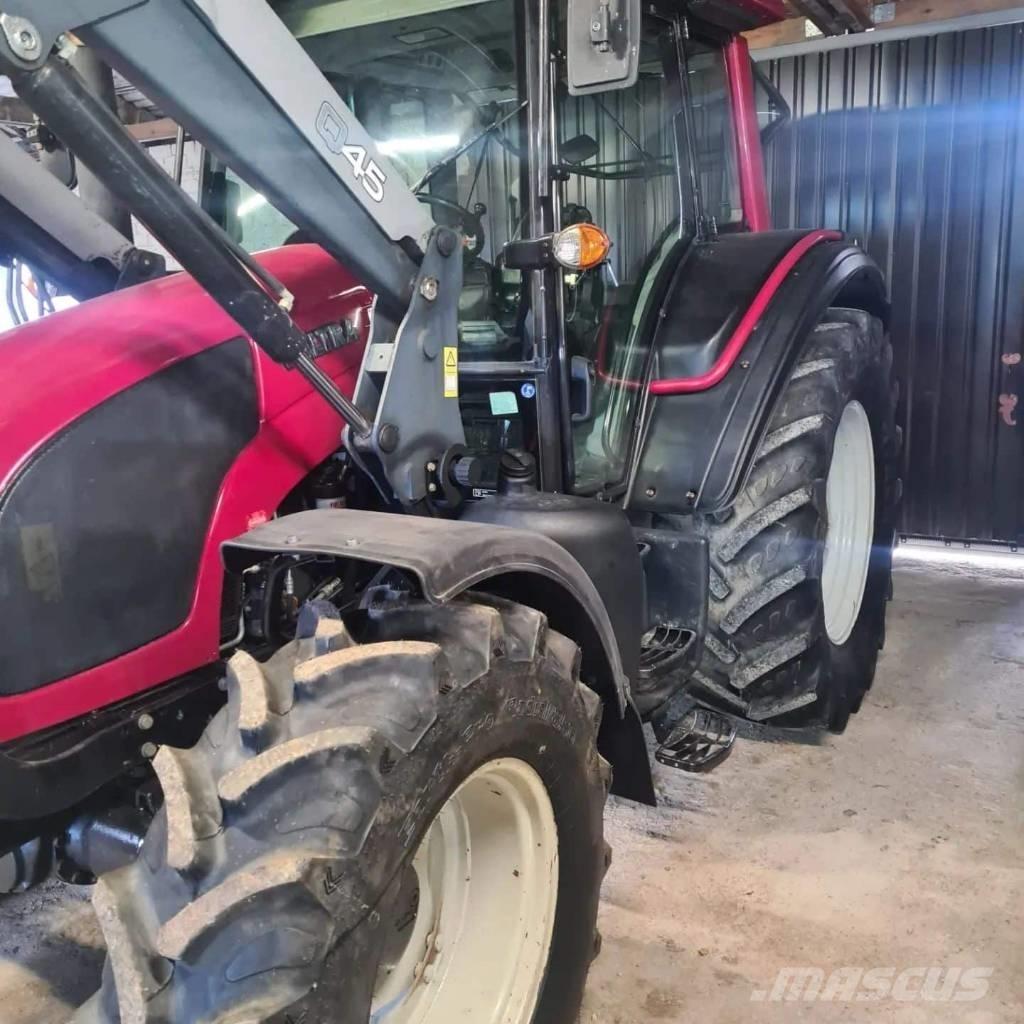 Valtra T 174 トラクター