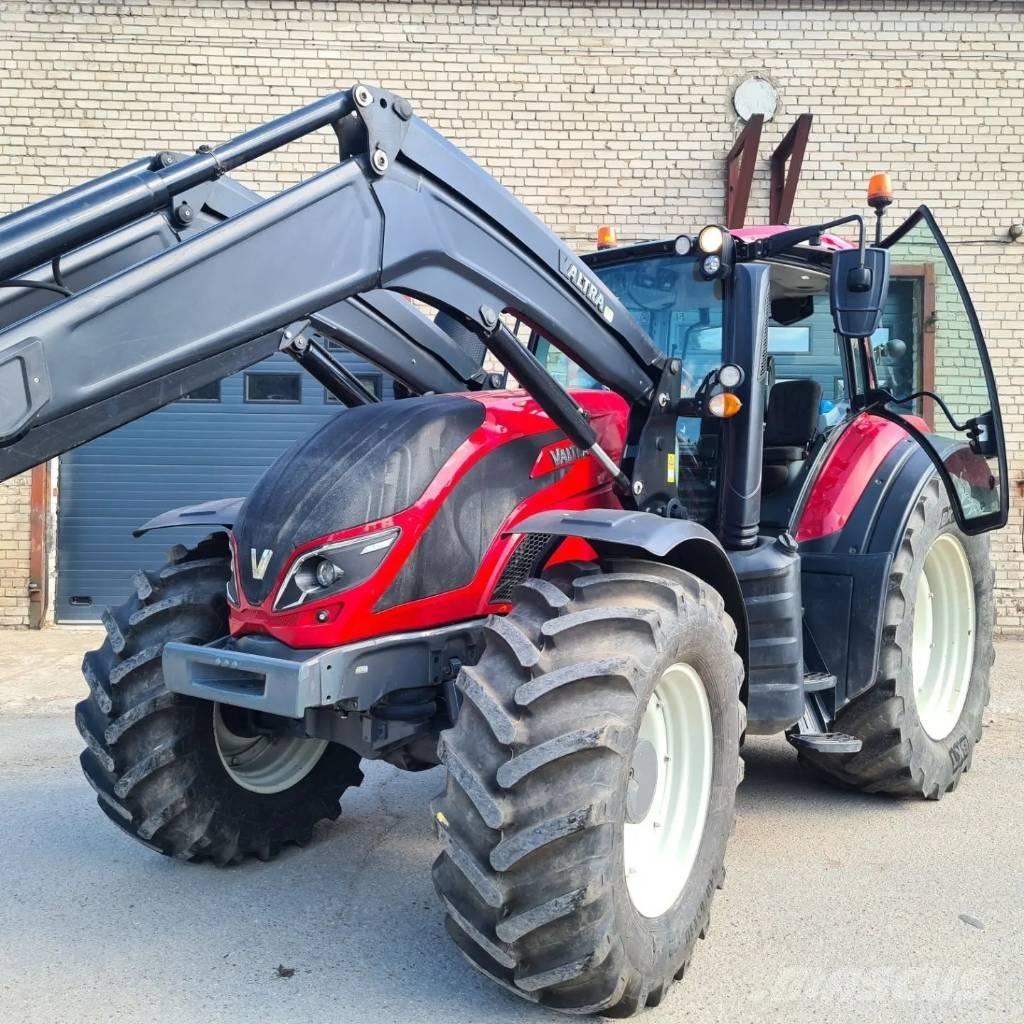Valtra T 174 トラクター