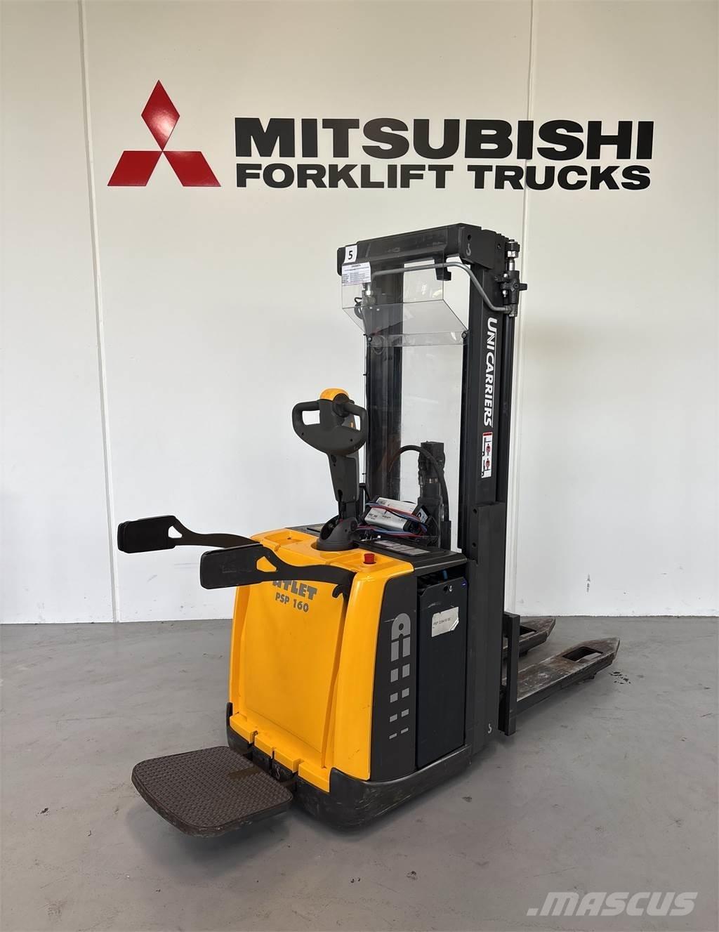 Atlet PSP160 自走式スタッカー