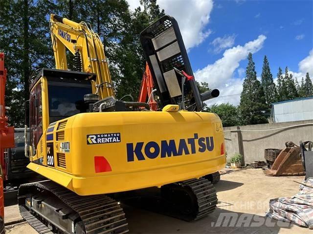 Komatsu PC 200-8 大型油圧ショベル12t以上（パワーショベル・ユンボ）