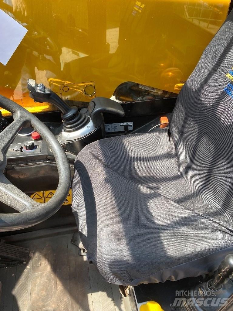JCB 527-58 Agri 農業用テレハンドラー