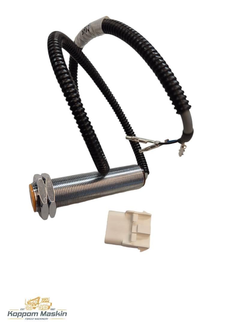 Rottne 056-0228 電子機器