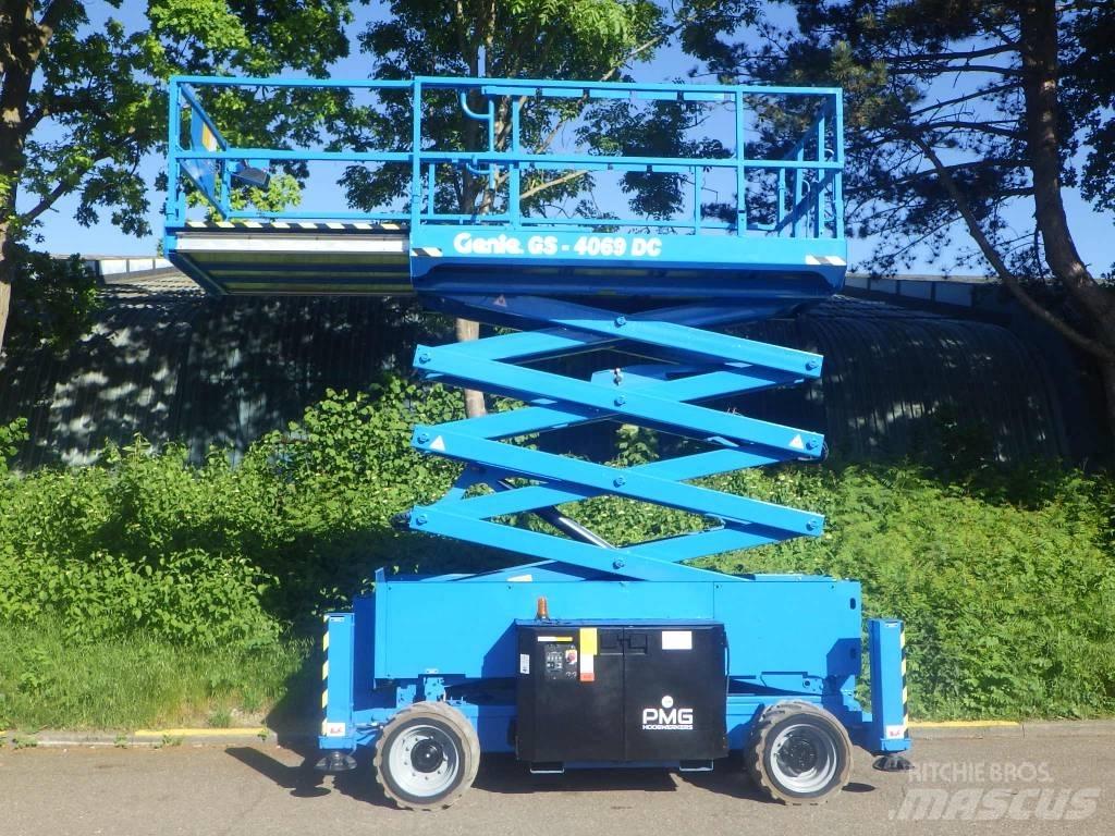 Genie GS4069DC シザースリフト