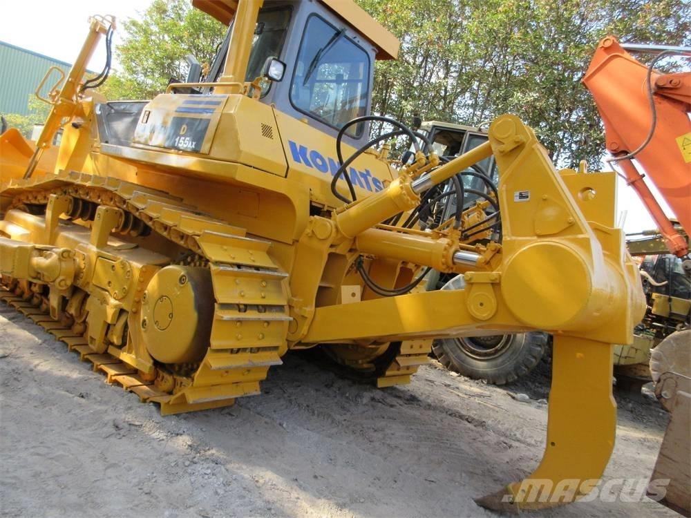 Komatsu D 155 A-1 ブルドーザー