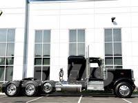 Peterbilt 389 中古トラクターヘッド | トレーラーヘッド
