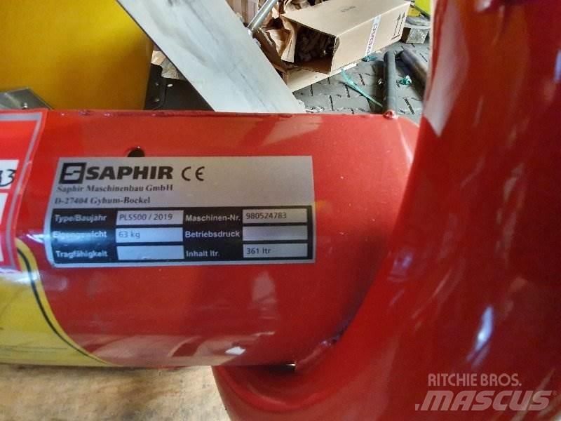 Saphir PLS 500 砂と塩撒き専用車