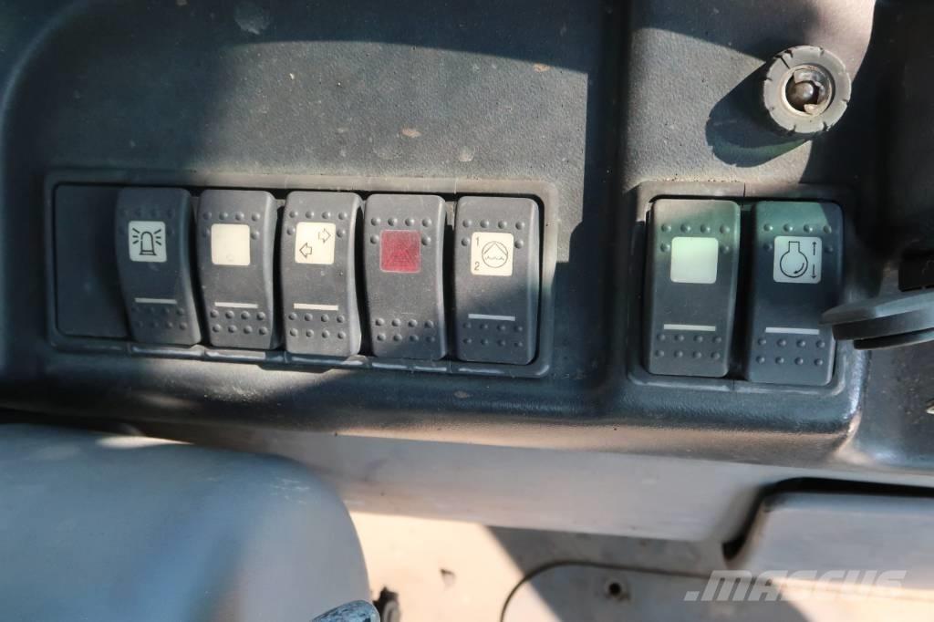 Hamm HD+ 120I VV-HV タンデムローラ