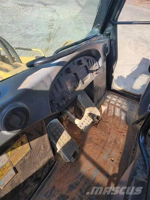 CAT 953C クローラーローダー