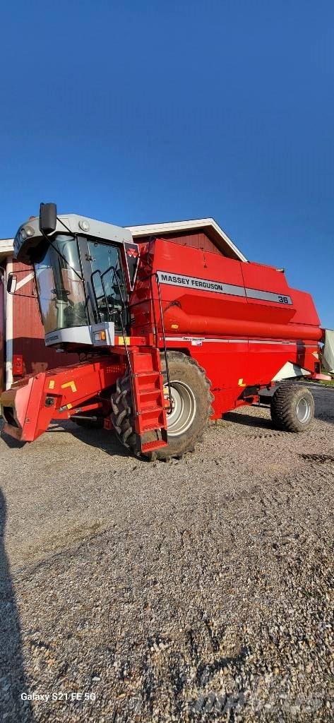 Massey Ferguson 36 コンバイン