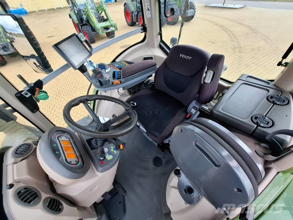 Fendt 828 Profi Plus トラクター