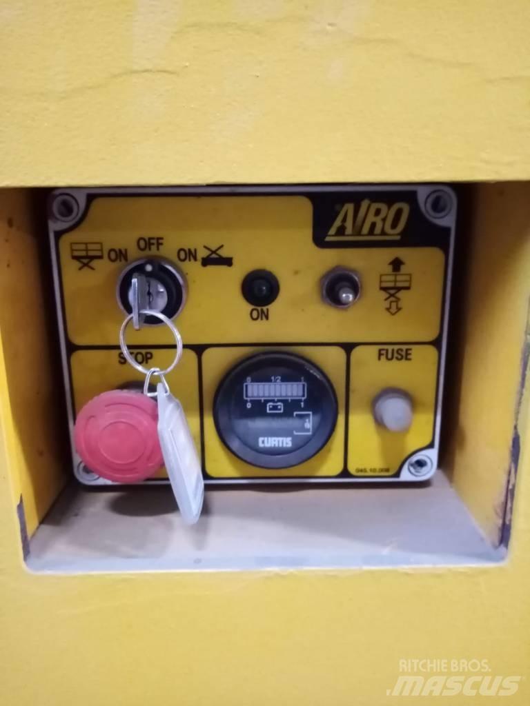 Airo X 14 EW シザースリフト