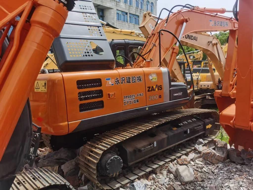 Hitachi ZX 200 大型油圧ショベル12t以上（パワーショベル・ユンボ）