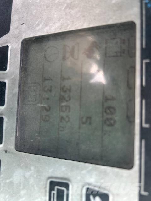 Still RX 60-30 バッテリーフォークリフト