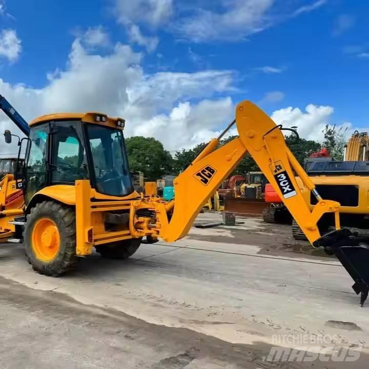 JCB 3 CX バックホーローダー