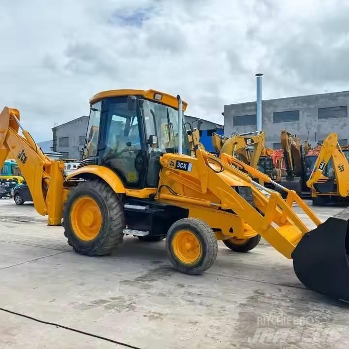 JCB 3 CX バックホーローダー