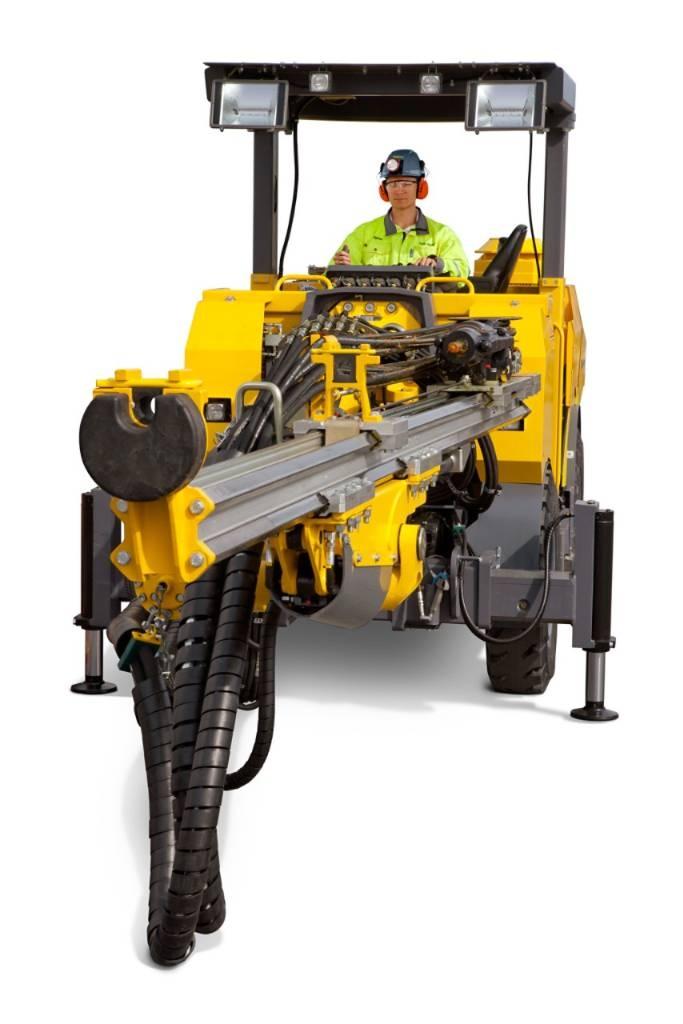 Epiroc Boomer S1D DH 地下ケーブルボルター