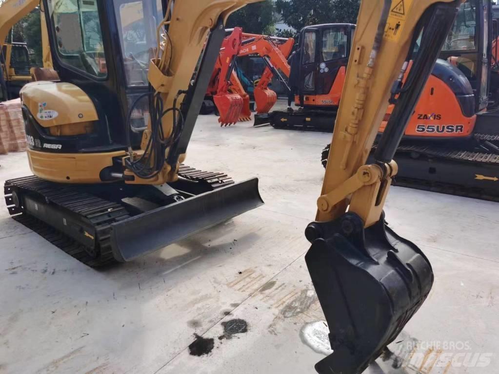 CAT 303 C CR ミニ油圧ショベル 7t以下（ミニユンボ・ミニディガー）
