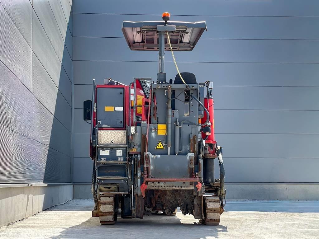 Wirtgen W 100 FI アスファルトコールドミリングマシーン