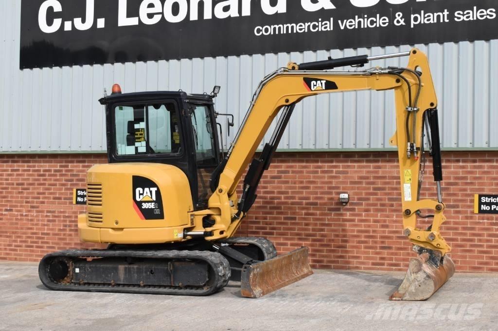 CAT 305 E2 CR ミニ油圧ショベル 7t以下（ミニユンボ・ミニディガー）