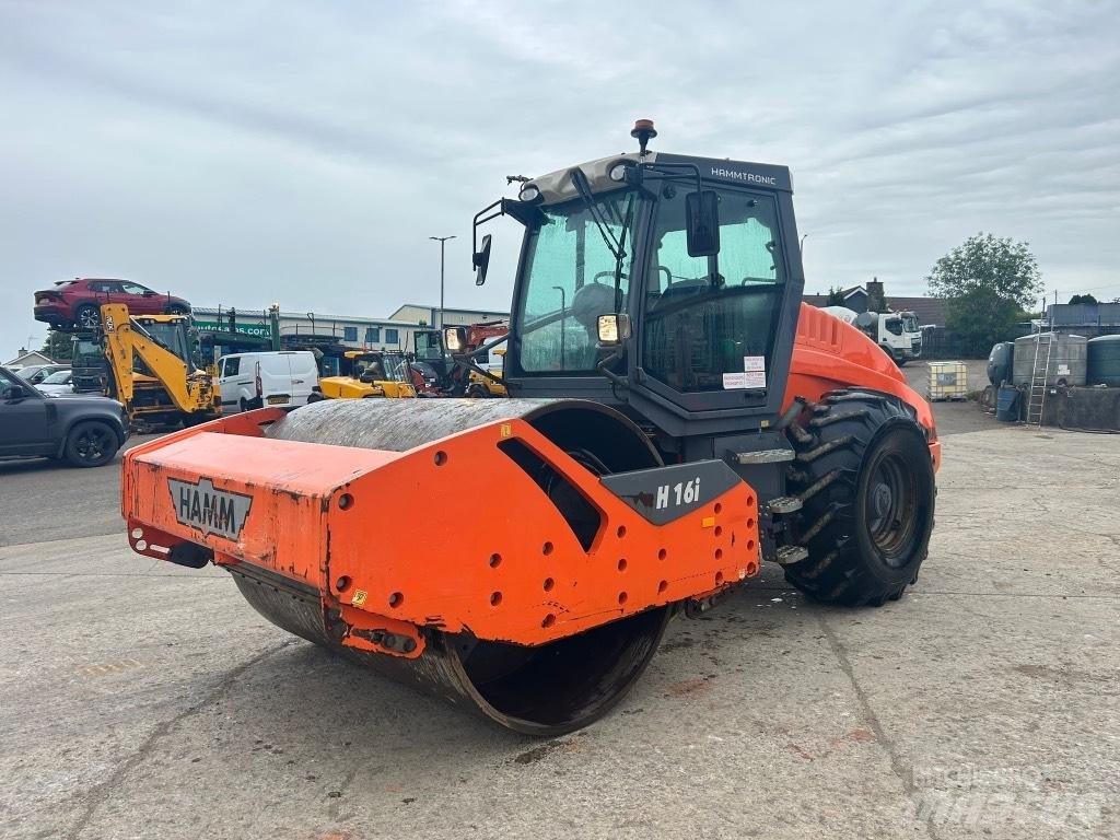Hamm H16i 振動ローラ