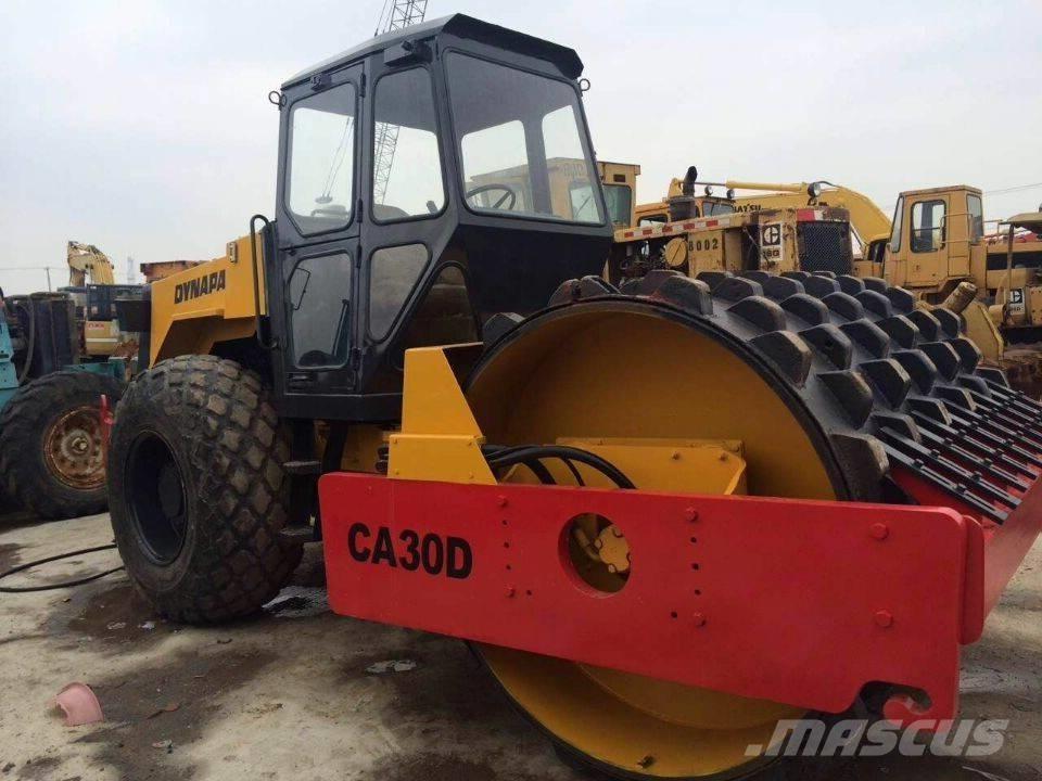 Dynapac CA 30 D 振動ローラ
