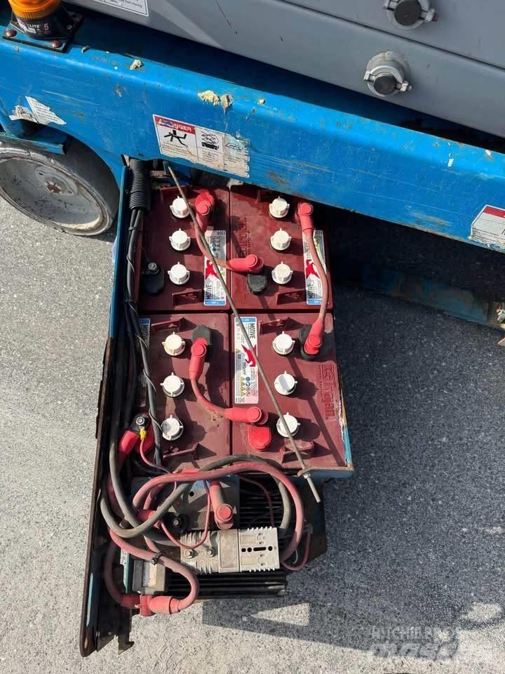 Genie GS 1930 シザースリフト