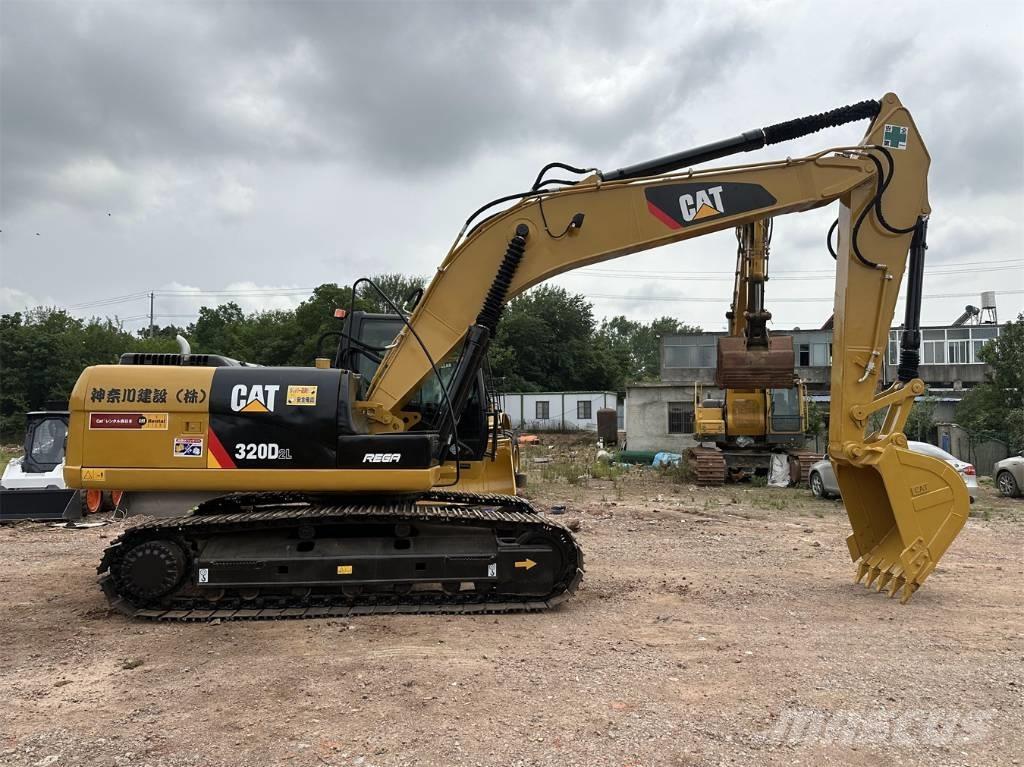 CAT 320 D 大型油圧ショベル12t以上（パワーショベル・ユンボ）